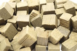 Щепа дубовая (кубики), средний обжиг, 100 гр. 2001